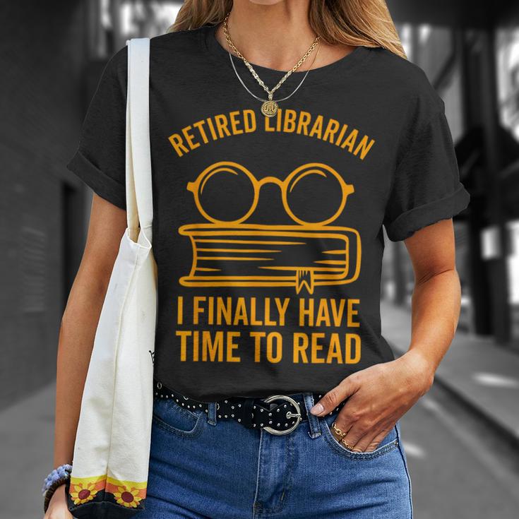Librarian Retirement Library Books Lovers T-Shirt Gifts for Her Librarian Retirement Library Books Lovers T-Shirt Gifts for Her