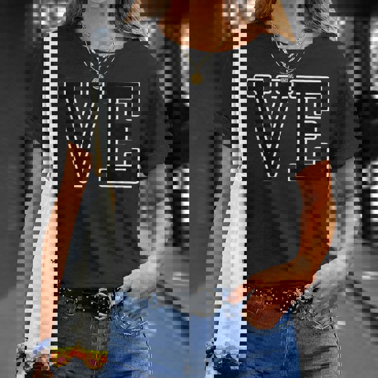 Love ラブ（リンク ペア コーディネート）Ve【親子 家族 恋人 カップル】ルック ファッション 英字 Tシャツ 彼女への贈り物