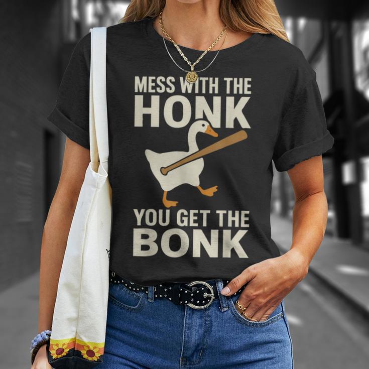 Mess With The Honk You Get The Bonk Tシャツ 彼女への贈り物
