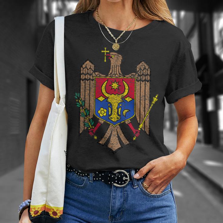 Moldova Bandera Nacional De Brazos Camiseta unisex Regalos para ella