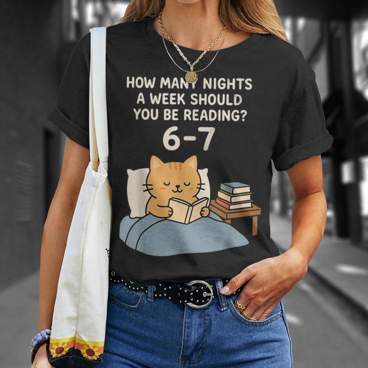 Orange Cat Reading Book 67 Six Seven Meme T-Shirt Gifts for Her
