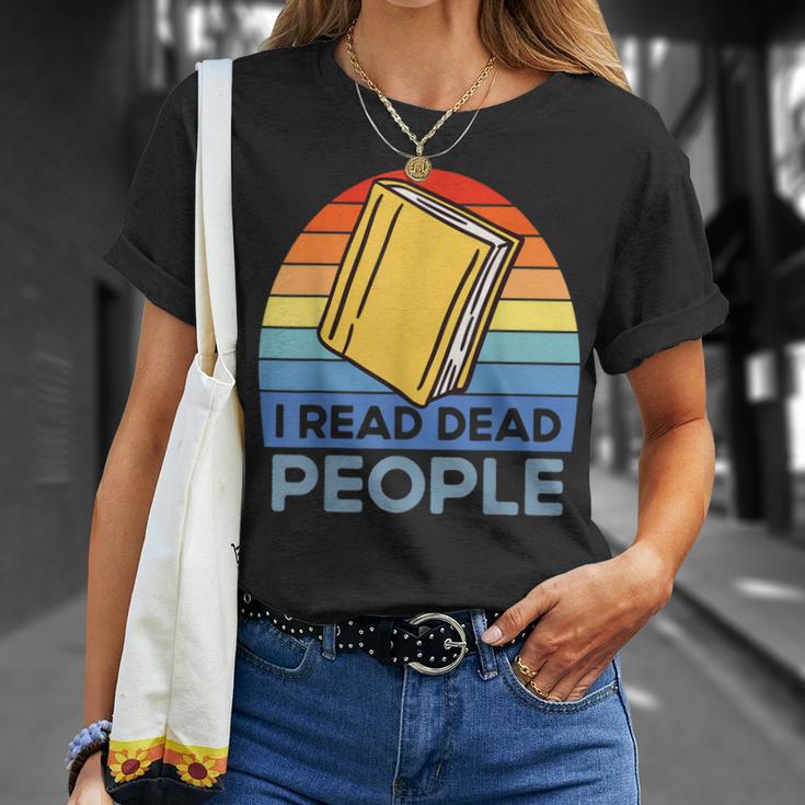 I Read Dead People Book Nerds Reading T-Shirt Gifts for Her