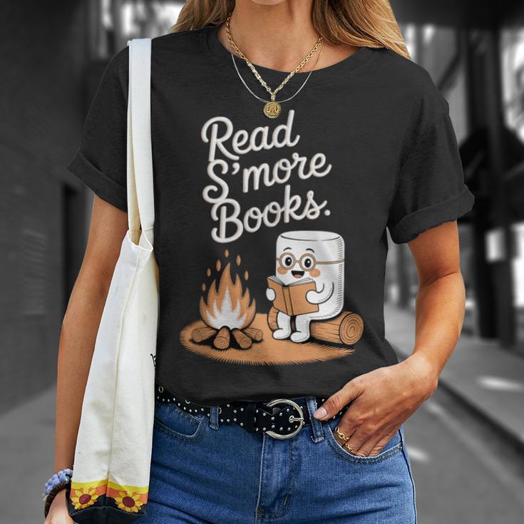 Read S'More Books Camping Outdoors Reading Campfire Smores T-Shirt Gifts for Her