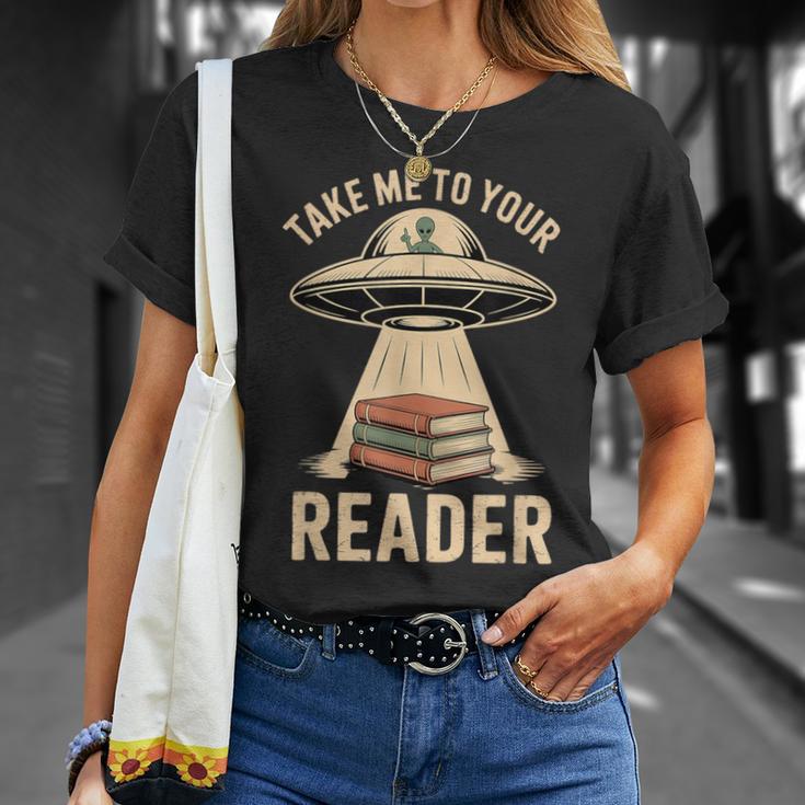 Take Me To Your Reader UFO Alien Book Lover Pun T-Shirt Gifts for Her