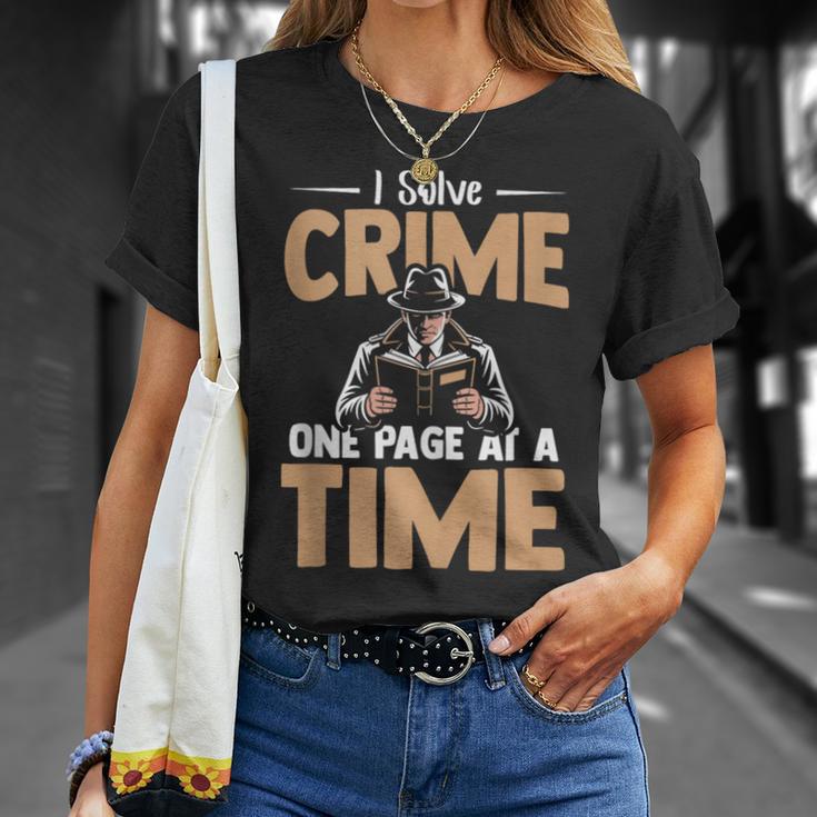 Reading Psychological Thriller Book Nerd Apparel Crime Books T-Shirt Gifts for Her