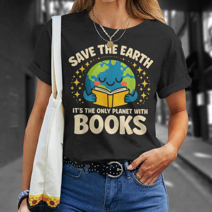 Save Earth It´s Only Planet With Books Reading Earth Day T-Shirt Gifts for Her