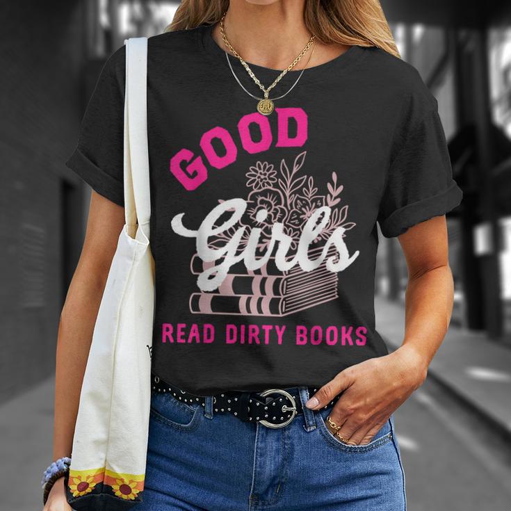 Smutty Book Merch Good Girls Read Dirty Books Smut Readers T-Shirt Gifts for Her