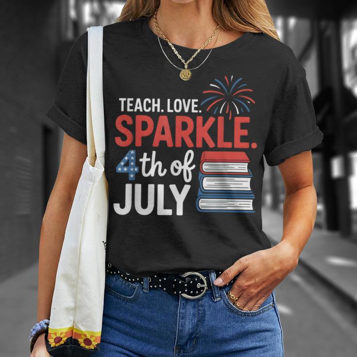 Teaching Love 4th Of July Teacher American Flag Books Party T-Shirt Gifts for Her
