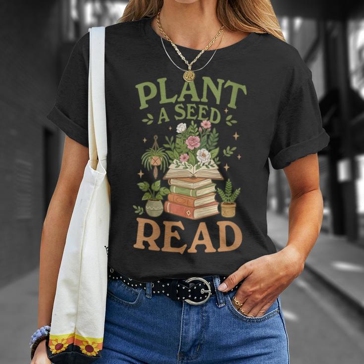 Women's Plant A Seed Read Summer Reading 2026 Teacher Librarian Book T-Shirt Gifts for Her