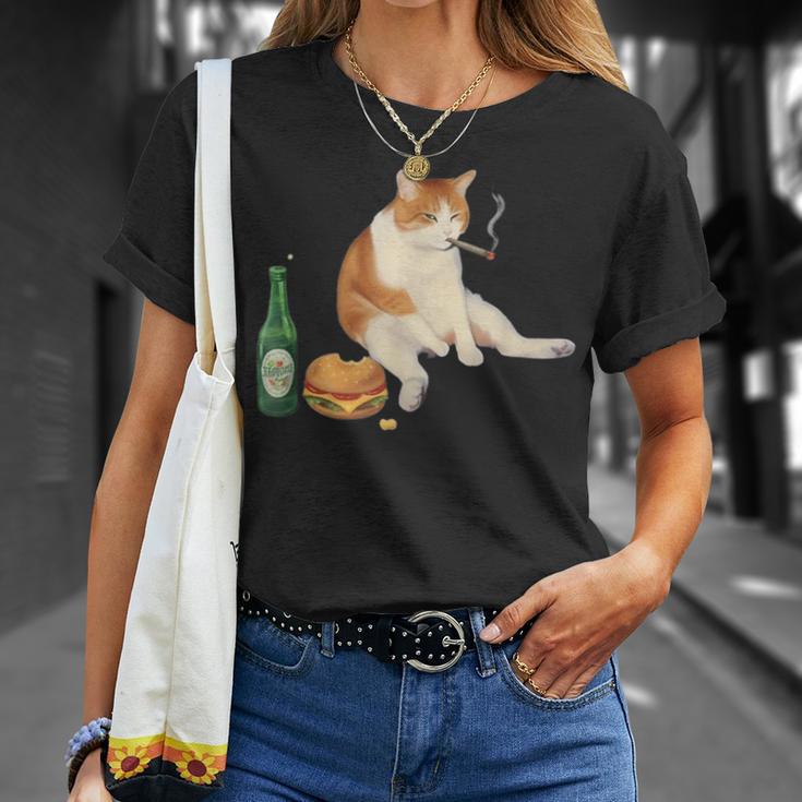 おもしろ猫 喫煙 ジョイント ビール タバコ キティ Gen Z ミーム Tシャツ 彼女への贈り物