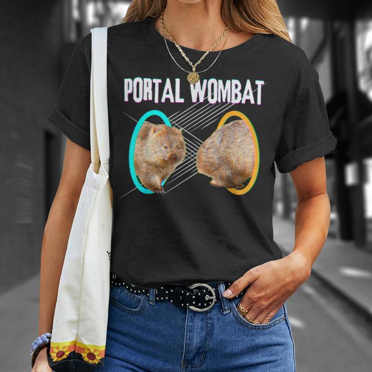 ウォンバット愛好家のためのポータルウォンバットダンクミーム Tシャツ 彼女への贈り物