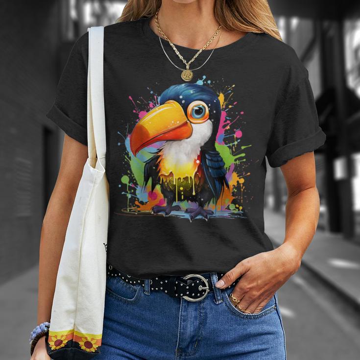 カラフルなペンキの飛沫を持つ小さなオオハシ Tシャツ 彼女への贈り物