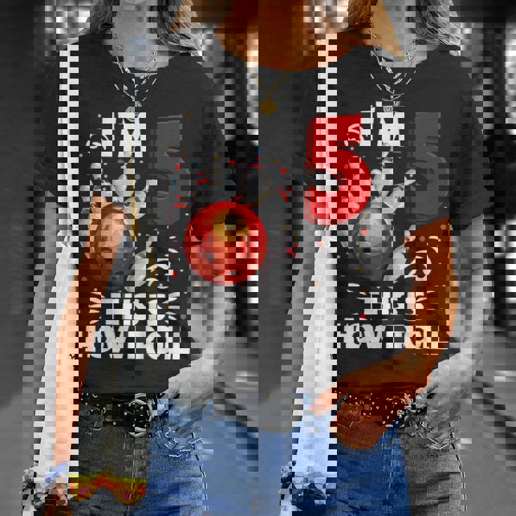 キッズ 5歳の誕生日 男の子 ボウリング This Is How I Roll 5歳 Tシャツ 彼女への贈り物