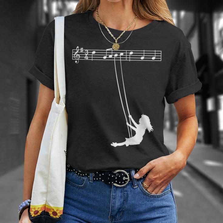 クラシック音楽 アート おもしろ おしゃれ メヌエット ブランコ 音楽家 音楽好き ギフト アイディア Tシャツ 彼女への贈り物