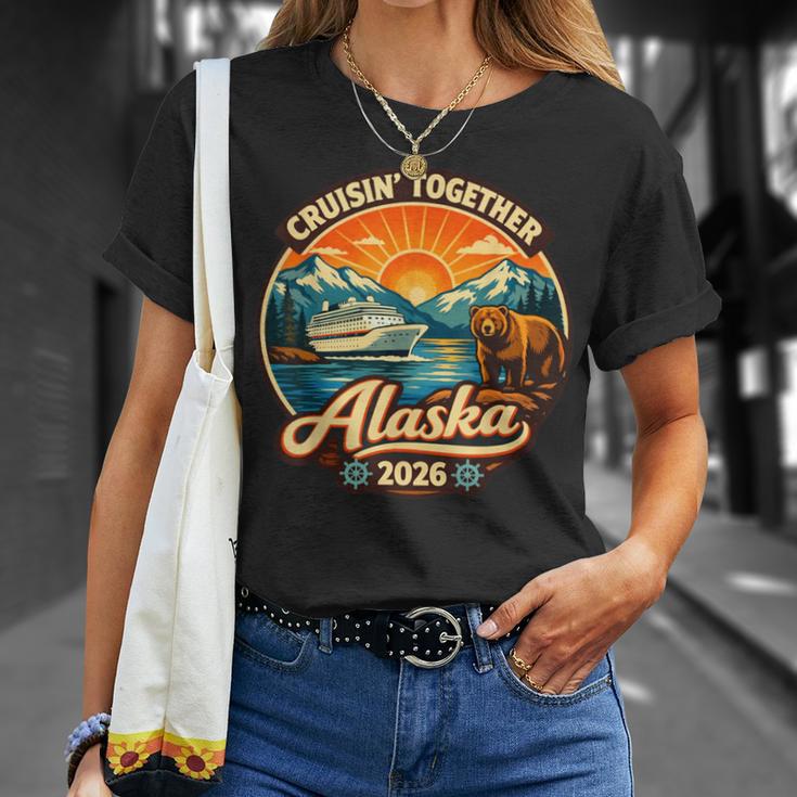クルージン・トゥギャザー アラスカ 2026 ファミリー フレンド アラスカ クルーズ Tシャツ 彼女への贈り物