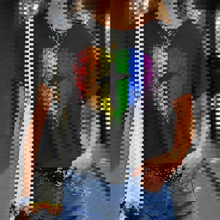 クロスのあるレインボー ハート、キリスト教の宗教的なゲイ プライド Tシャツ 彼女への贈り物