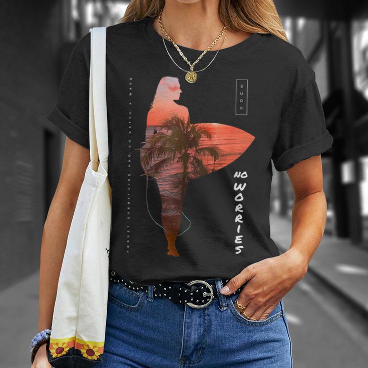 サーファーガール カリフォルニア サンセット ビーチ サーフガール Tシャツ 彼女への贈り物