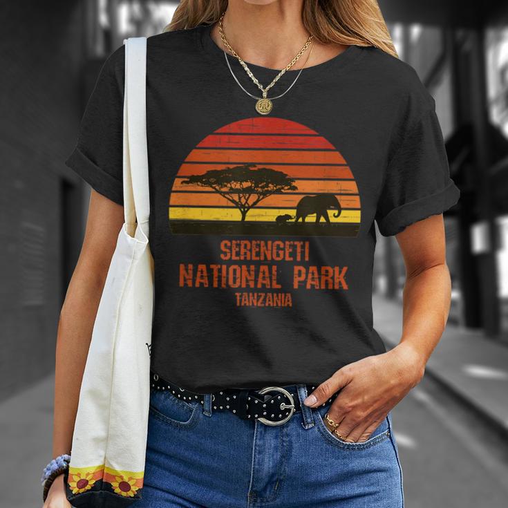 セレンゲティ国立公園 タンザニア Tシャツ 彼女への贈り物