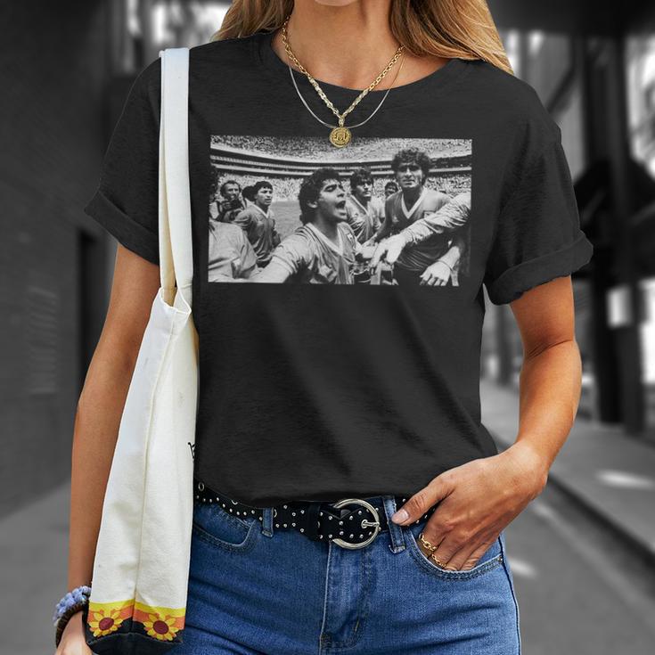ディエゴ・マラドーナ・アルゼンチンが1986年サッカーワールドカップで優勝 Tシャツ 彼女への贈り物