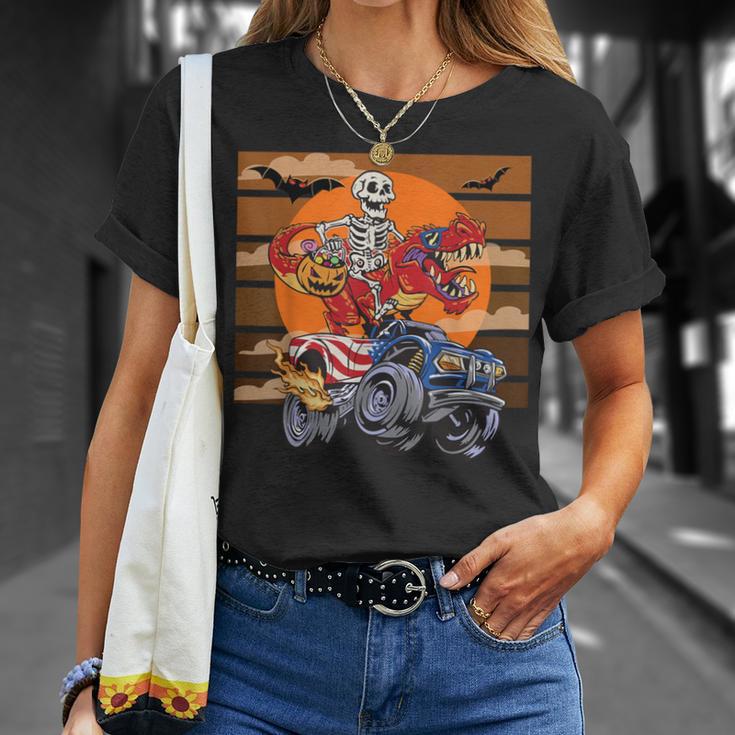 ハロウィーン スケルトン ライディング モンスタートラック トリックオア トリート パーティー Tシャツ 彼女への贈り物