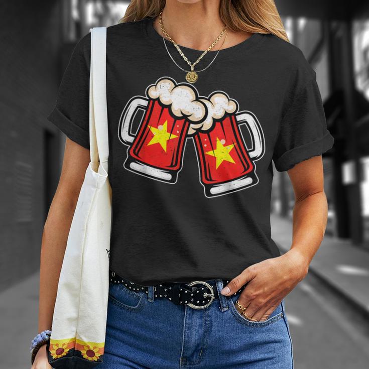 ベトナム国旗ビールジョッキ クールなベトナムビール Tシャツ 彼女への贈り物