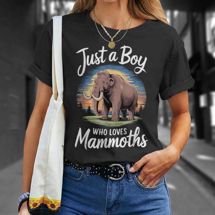 マンモスが大好きな少年 アイスアニマルファン キッズマンモス Tシャツ 彼女への贈り物