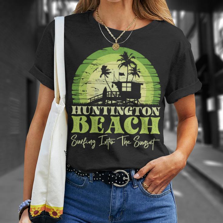 レトロなハンティントンビーチサンセットサーフシーン 長袖tシャツ Tシャツ 彼女への贈り物