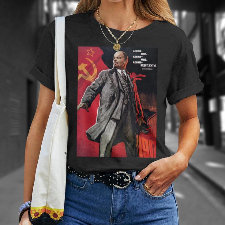 レーニンは生きた、レーニンは生きる、レーニンは生きる！ソビエト。Ovi8 Tシャツ 彼女への贈り物