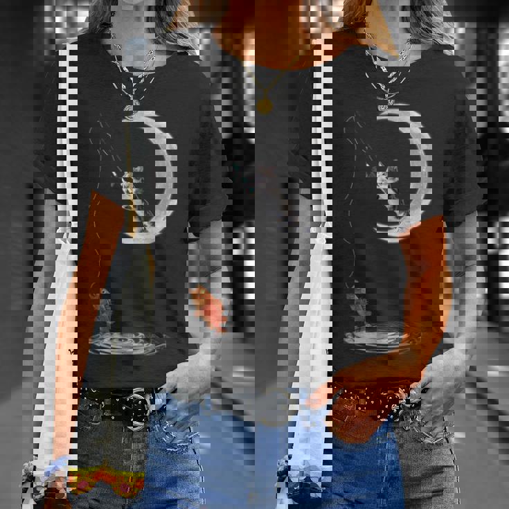 三日月で釣りをする猫 面白い猫愛好家 フィッシャー Tシャツ 彼女への贈り物