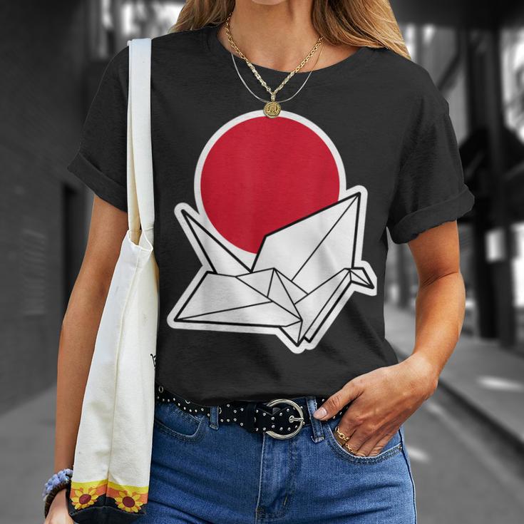 大きな折り鶴と夕日 Tシャツ 彼女への贈り物