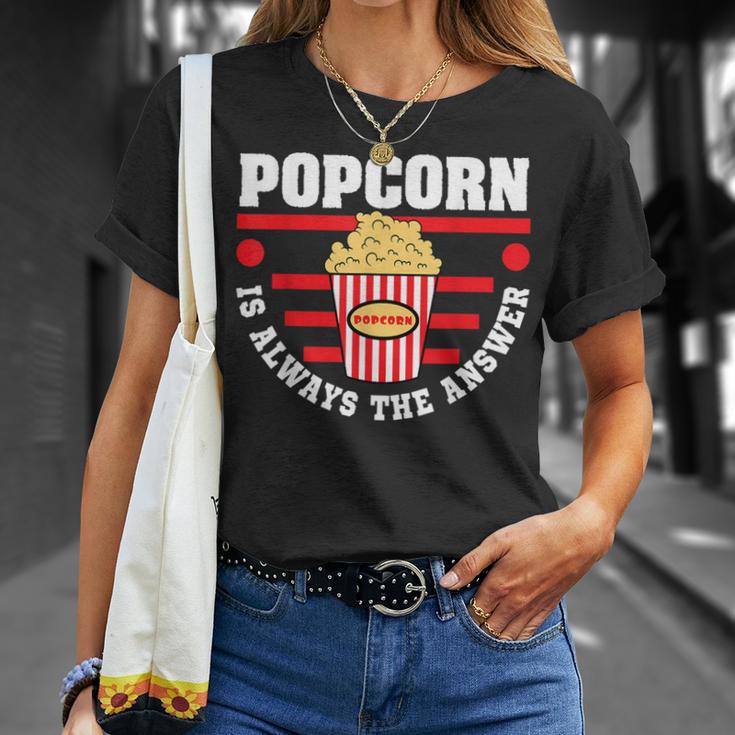 映画と日付の夜のギフトのためのおかしいポップコーンのtシャツ Tシャツ 彼女への贈り物