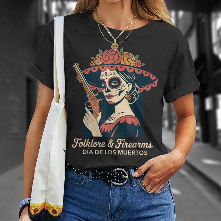 民間伝承・銃器 カラベラ・カトリーナ ディア・デ・ロス・ムエルトス Tシャツ 彼女への贈り物