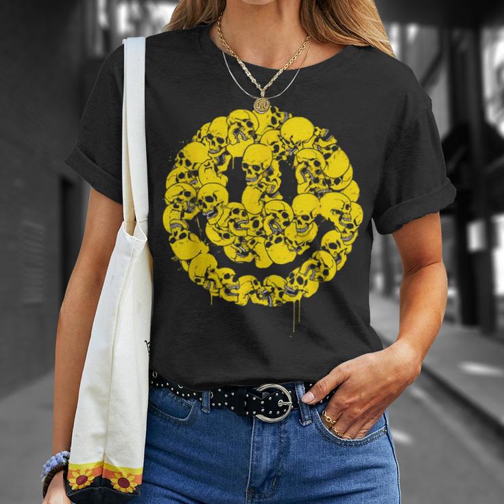 笑顔 顔 絵文字 パンクロック スカル ゴシック ボーンズ Tシャツ 彼女への贈り物