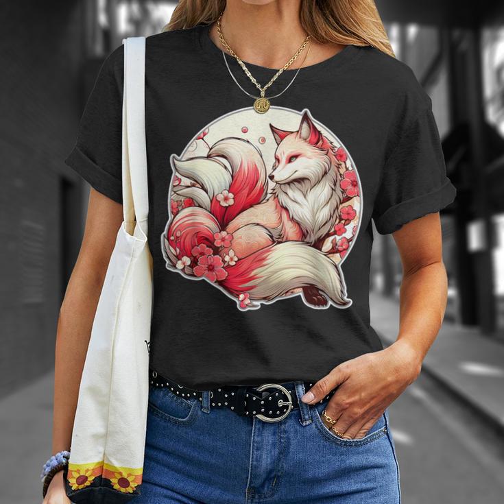 魅惑のキツネマジック：日本の九尾のキツネ編 Tシャツ 彼女への贈り物