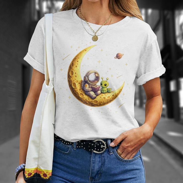 Astronaut Reading Book To Alien Moon Space Astronomy T-Shirt Gifts for Her