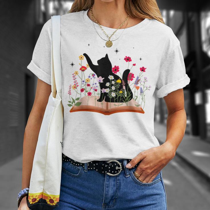 Cat Kitten Wildflower Book Pet Owner Librarian T-Shirt Gifts for Her