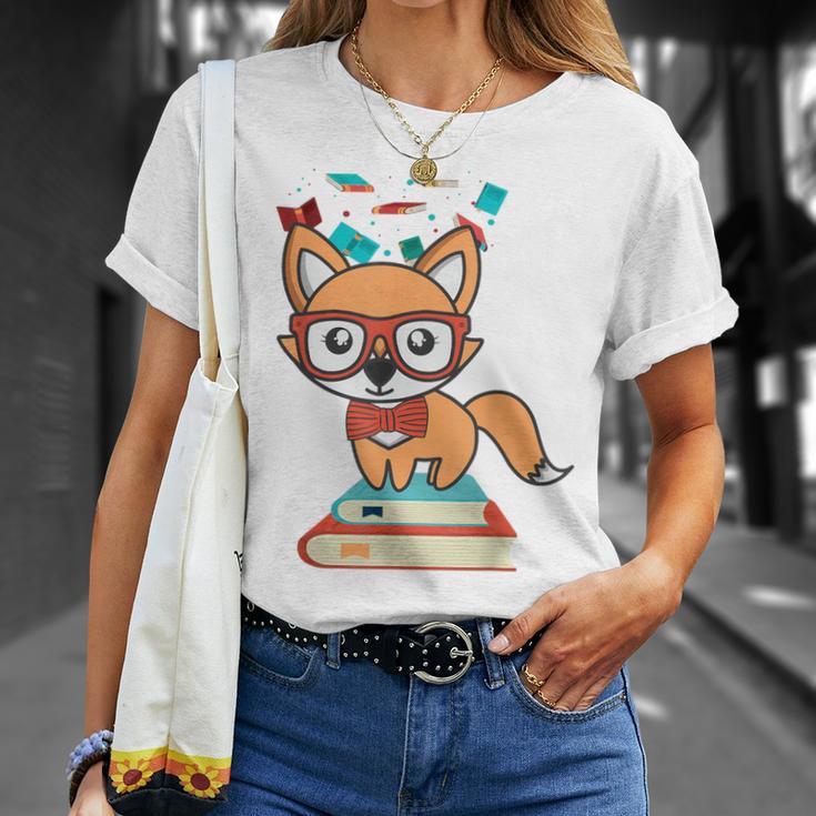 Cute Fox Smart Nerdy 1st Day School Teachers Students Books T-Shirt Gifts for Her