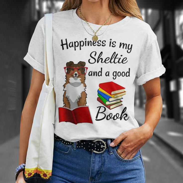 Cute Happiness Is Sheltie And Books Sheltie Mom T-Shirt Gifts for Her