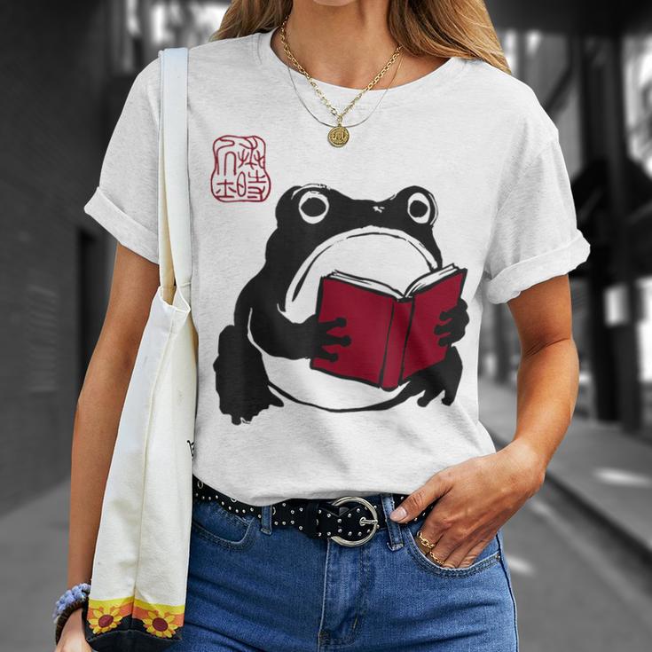 Grumpy Frog Book Lover Librarian Anime Japanese T-Shirt Gifts for Her