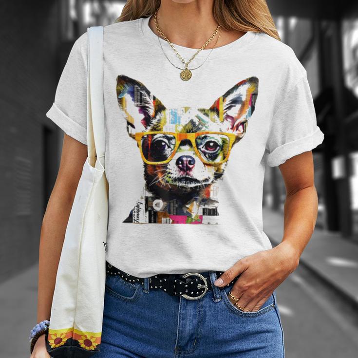 黄色のメガネを着たチワワ 明るい色 Tシャツ 彼女への贈り物