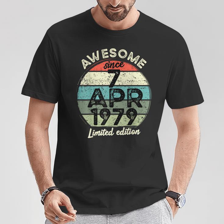 1979年4月7日 45歳の誕生日 45歳 2024年 誕生日 Tシャツ 面白い贈り物