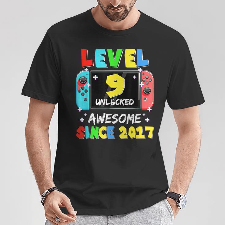 2017年以降、レベル9のロック解除済みゲーム9歳の誕生日。 Tシャツ 面白い贈り物
