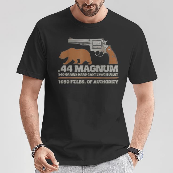 44マグナム ビッグボアハンティングリボルバー、ベアアウトドアトレイルtシャツ Tシャツ 面白い贈り物