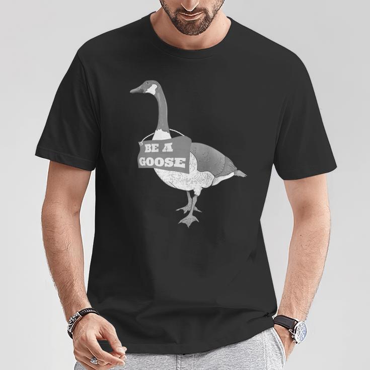 Be A Goose 長袖tシャツ Tシャツ 面白い贈り物