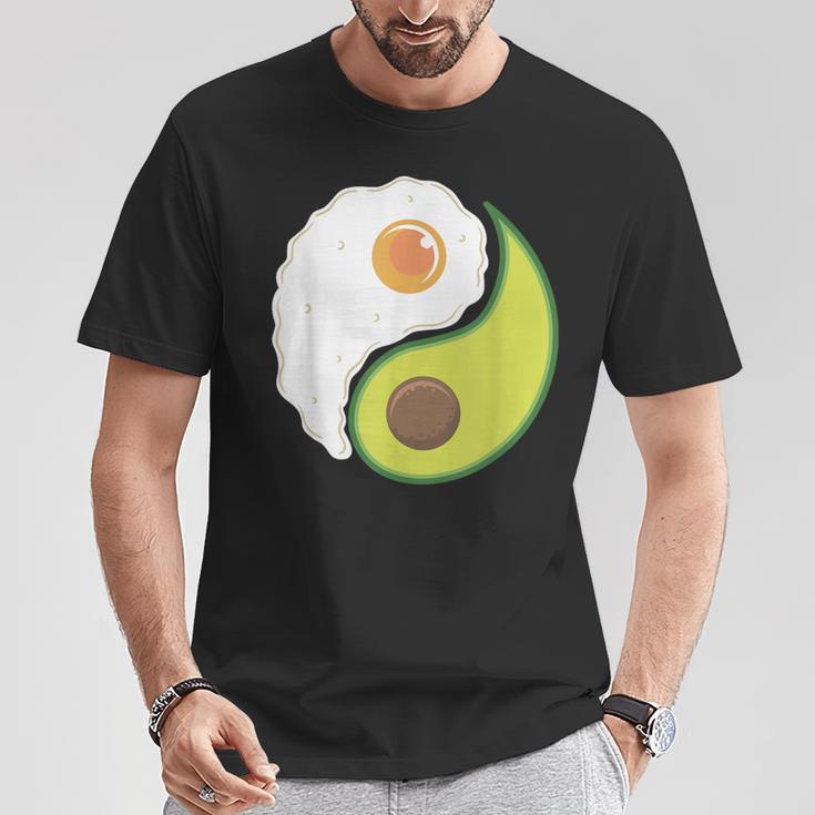 Avocado And Eggs Keto Diet Healthy Eating Yin Yang Yin Yang Tシャツ 面白い贈り物