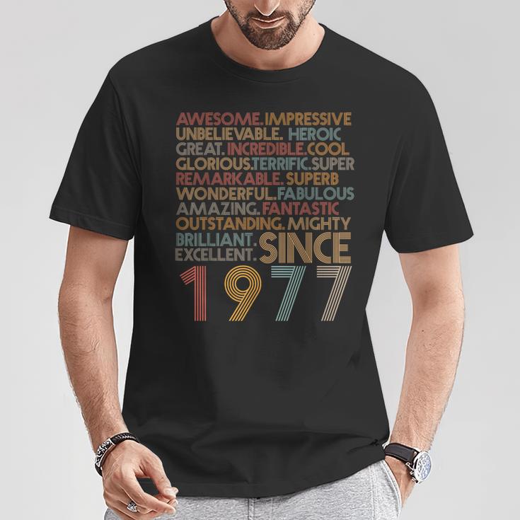 Awesomeince 1977 47Th Birthday Born In 1977 47 Years Old Tシャツ 面白い贈り物