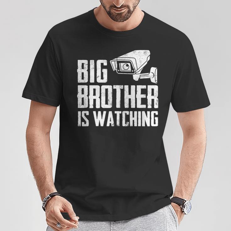 Big Brother Is Watching Government Massurveillance Cctv Tシャツ 面白い贈り物