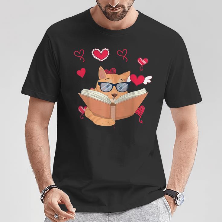 Book Nerd Heart Library Cat Bookworm Animal Pet Book Reading T-Shirt Unique Gifts