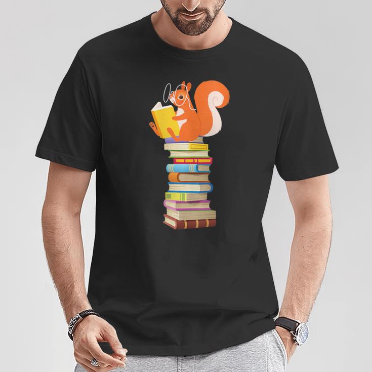 Cute Squirrel Reading Women's Tops Book Lovers T-Shirt Unique Gifts