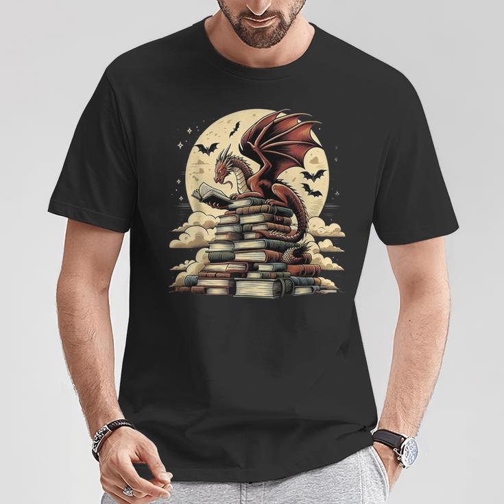 Dragon Reading a Book Dragons And Books Lover Bookworm T-Shirt Unique Gifts